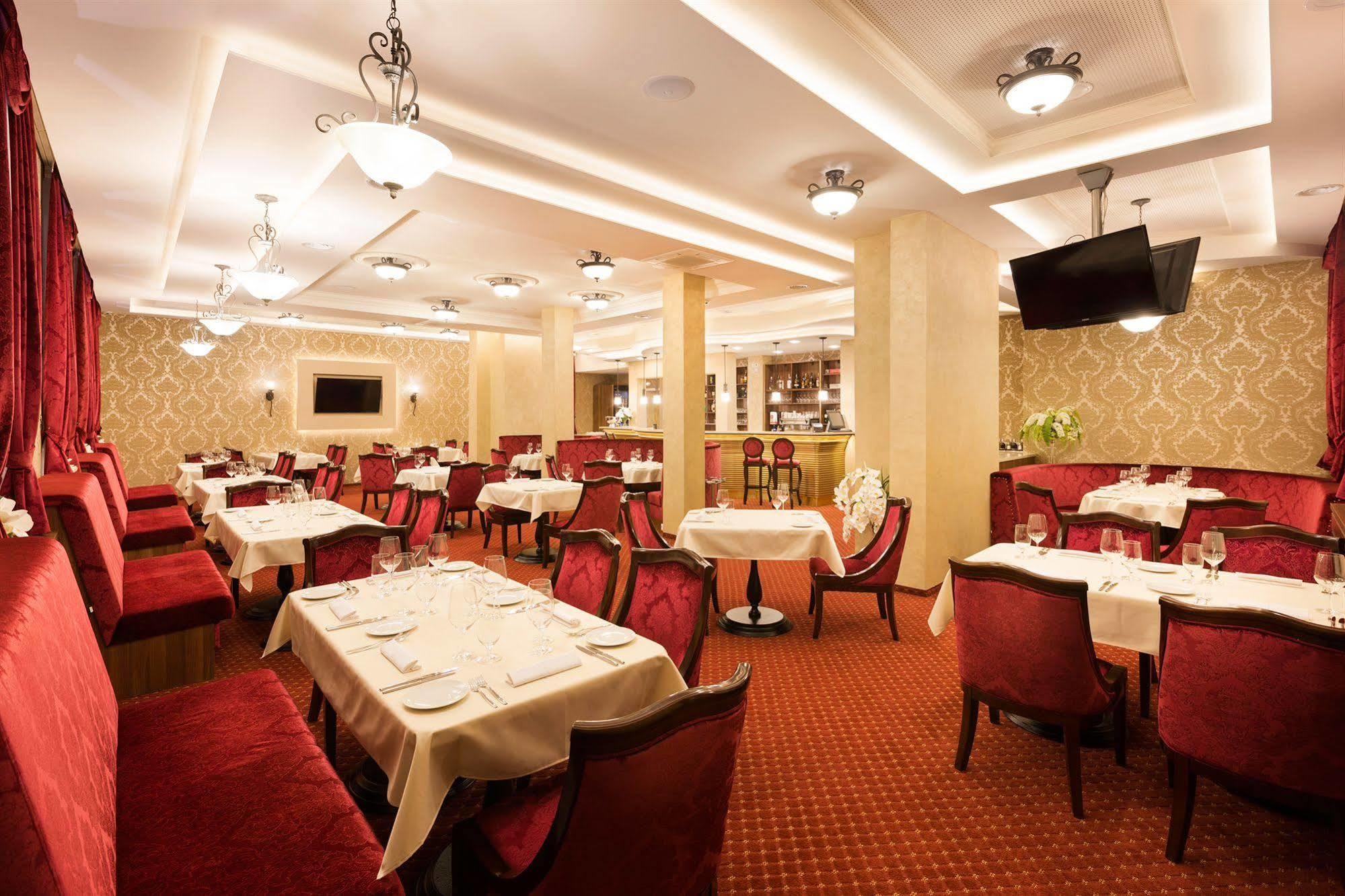 Hotel Dvorana Karlovy Vary Eksteriør bilde