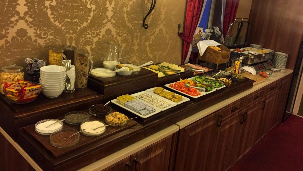 Hotel Dvorana Karlovy Vary Eksteriør bilde